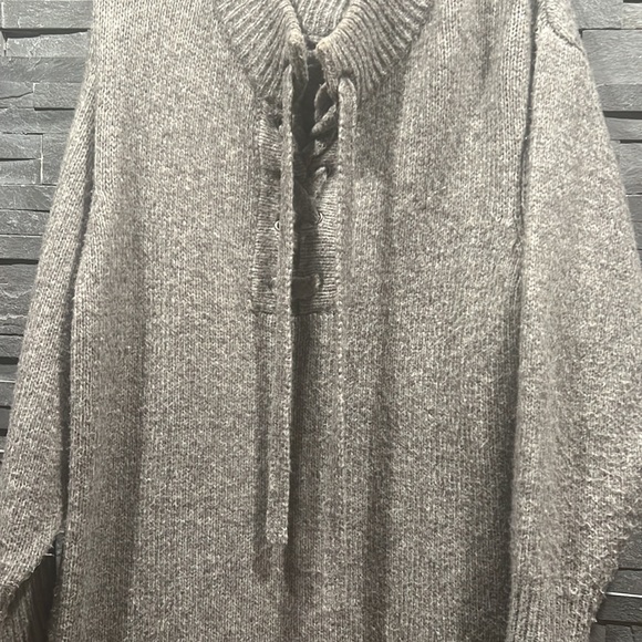 Zara Sweater Dress - Picture 2 of 4